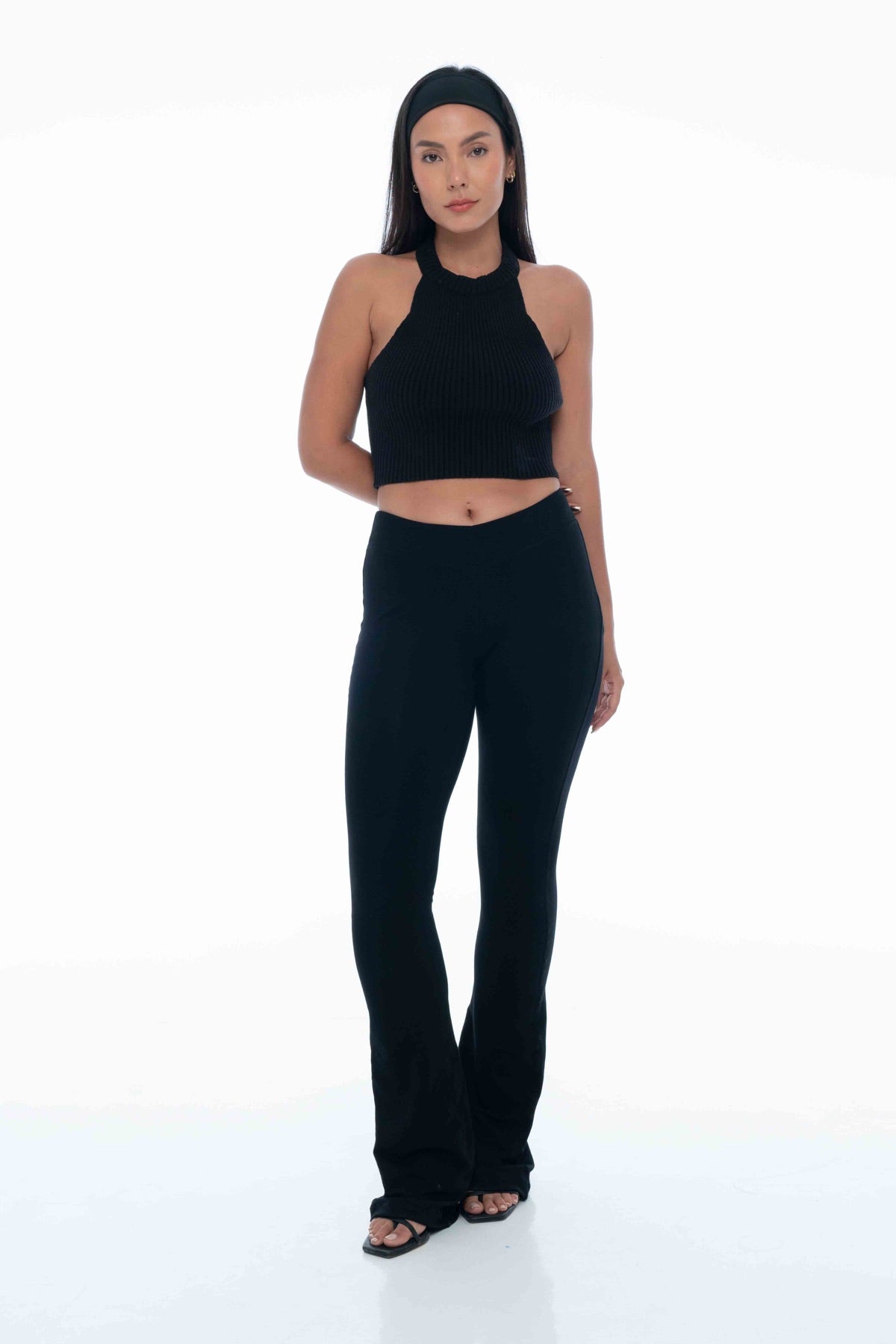 Palo V-Pants Black - essenTIALS Bali