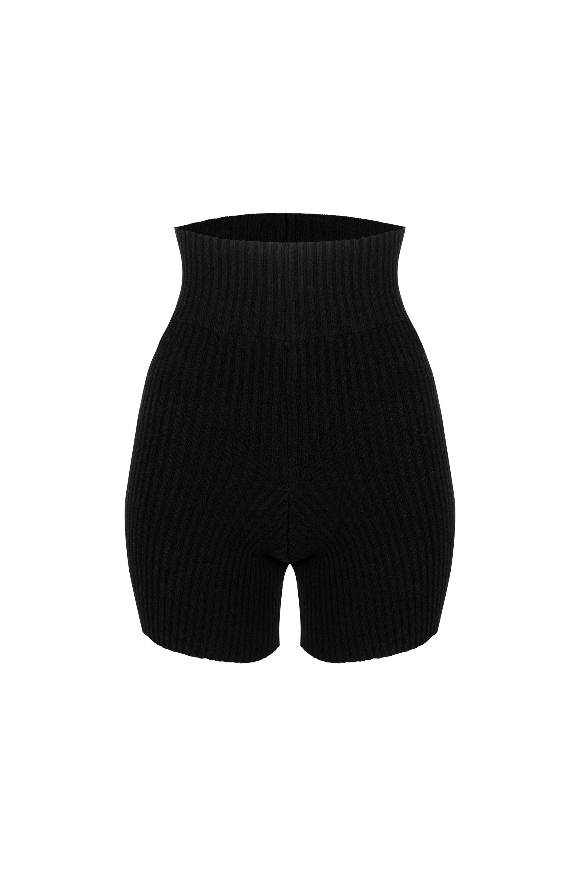 Gaia Bike Shorts Black - essenTIALS Bali