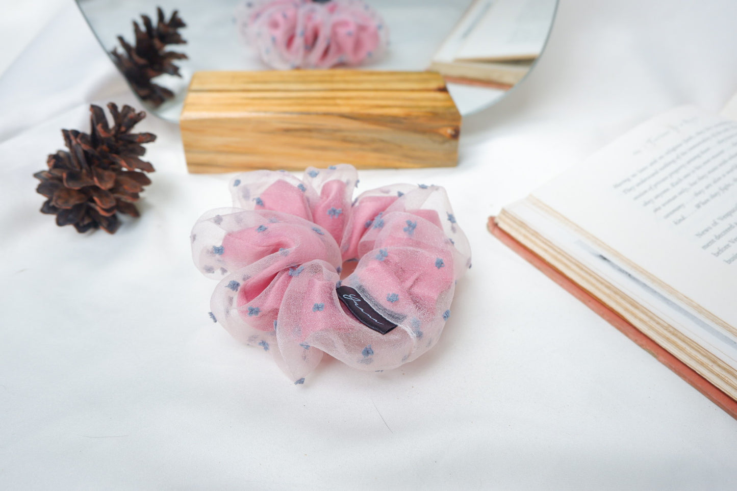 Bombolone Scrunchie Pink - essenTIALS Bali
