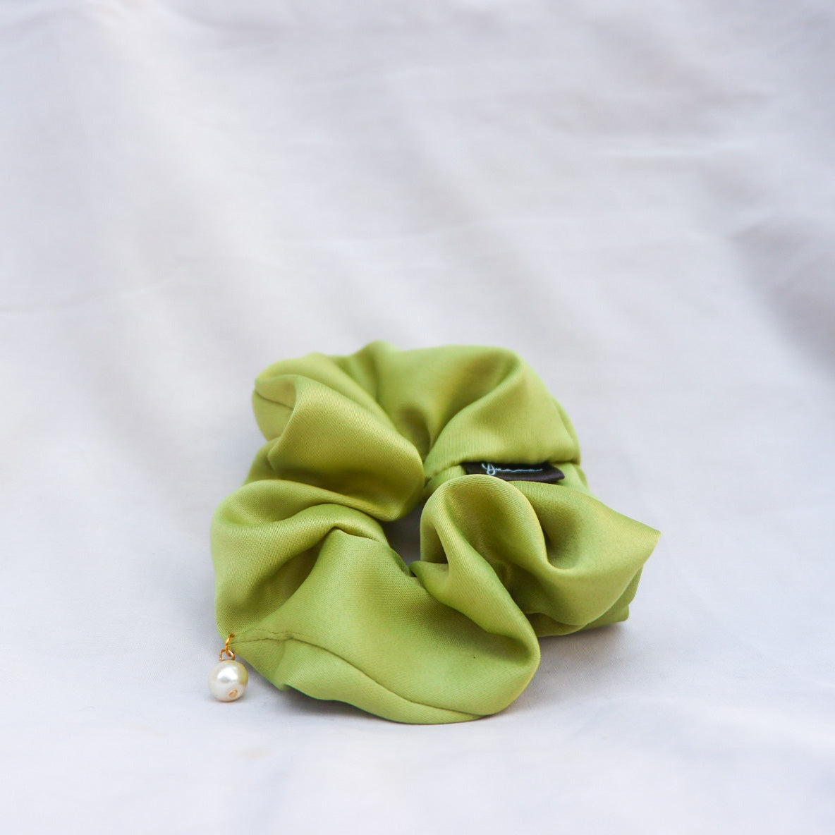 Pearl Satin Scrunchie Leaf Green - essenTIALS Bali
