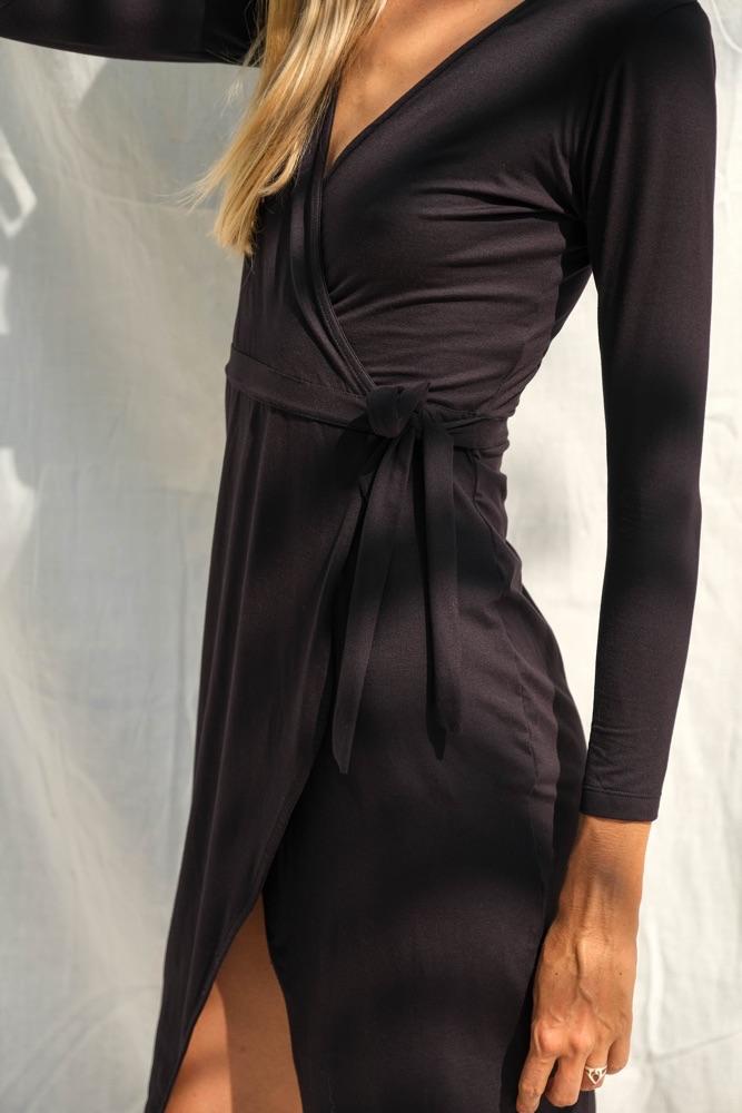 THIS IS A LOVE SONG - Farrah Wrap Dress Midnight