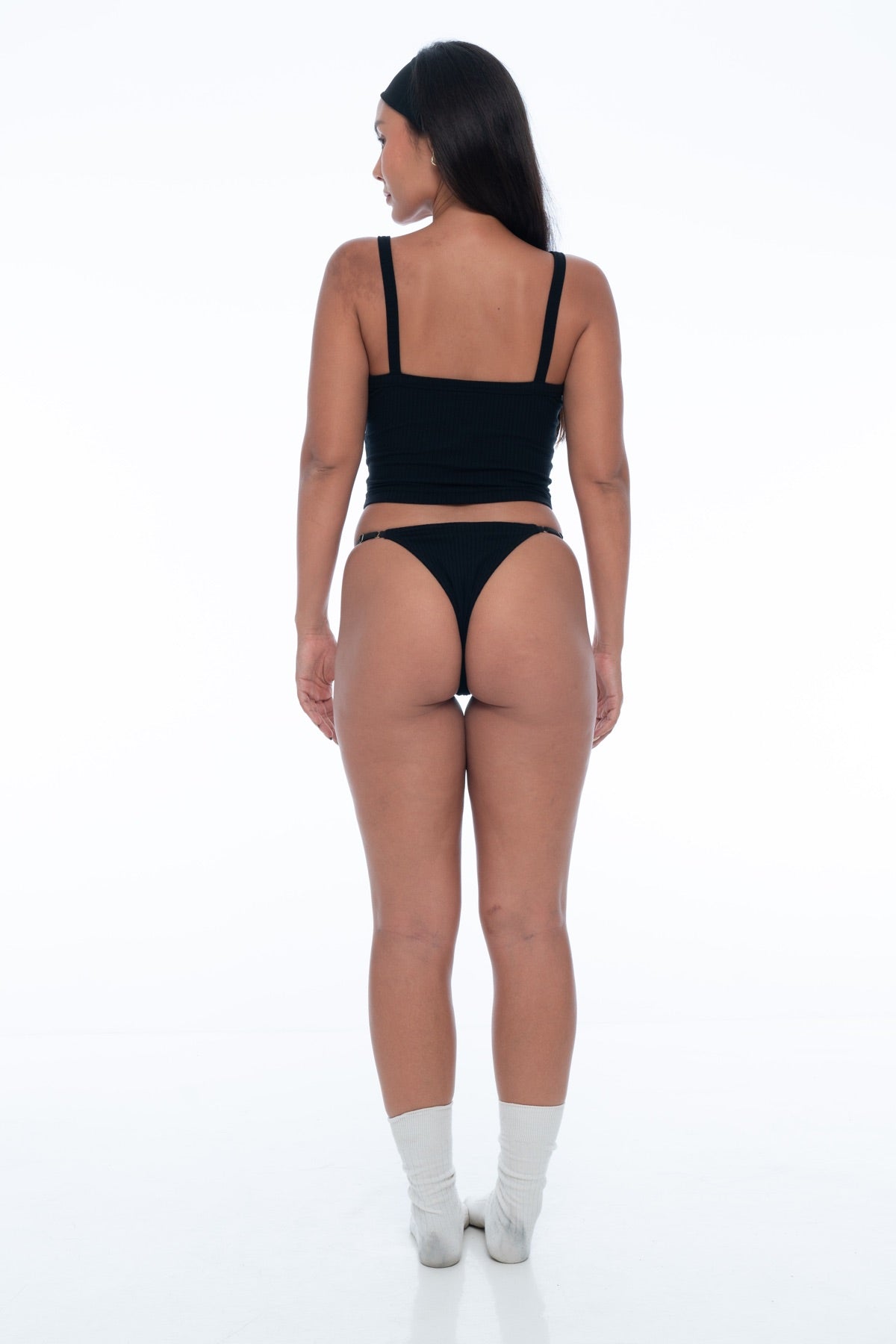 Lani Thong Black - essenTIALS Bali