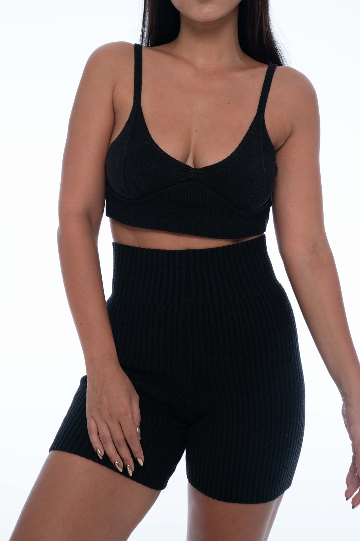 Gaia Bike Shorts Black - essenTIALS Bali
