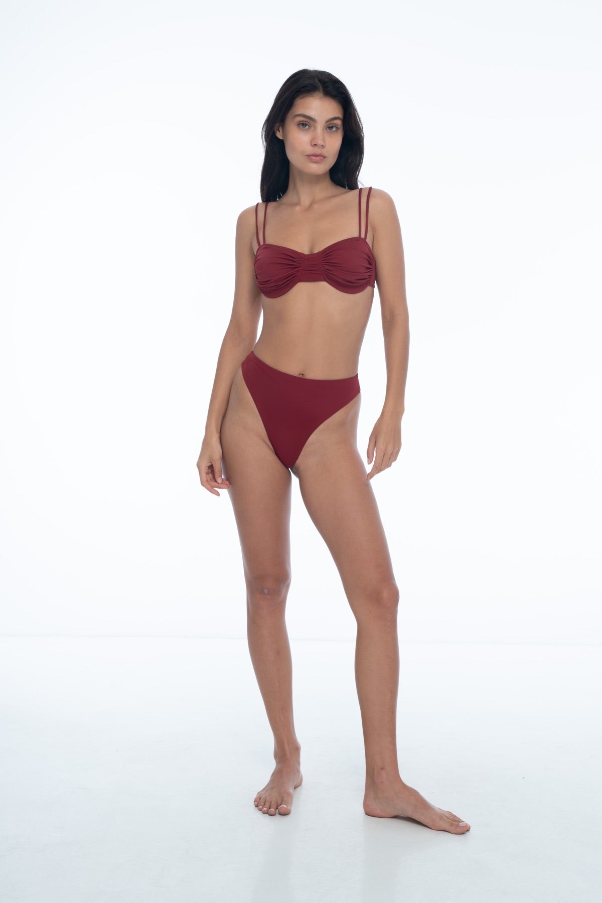 Zephyr Top Rouge - essenTIALS Bali