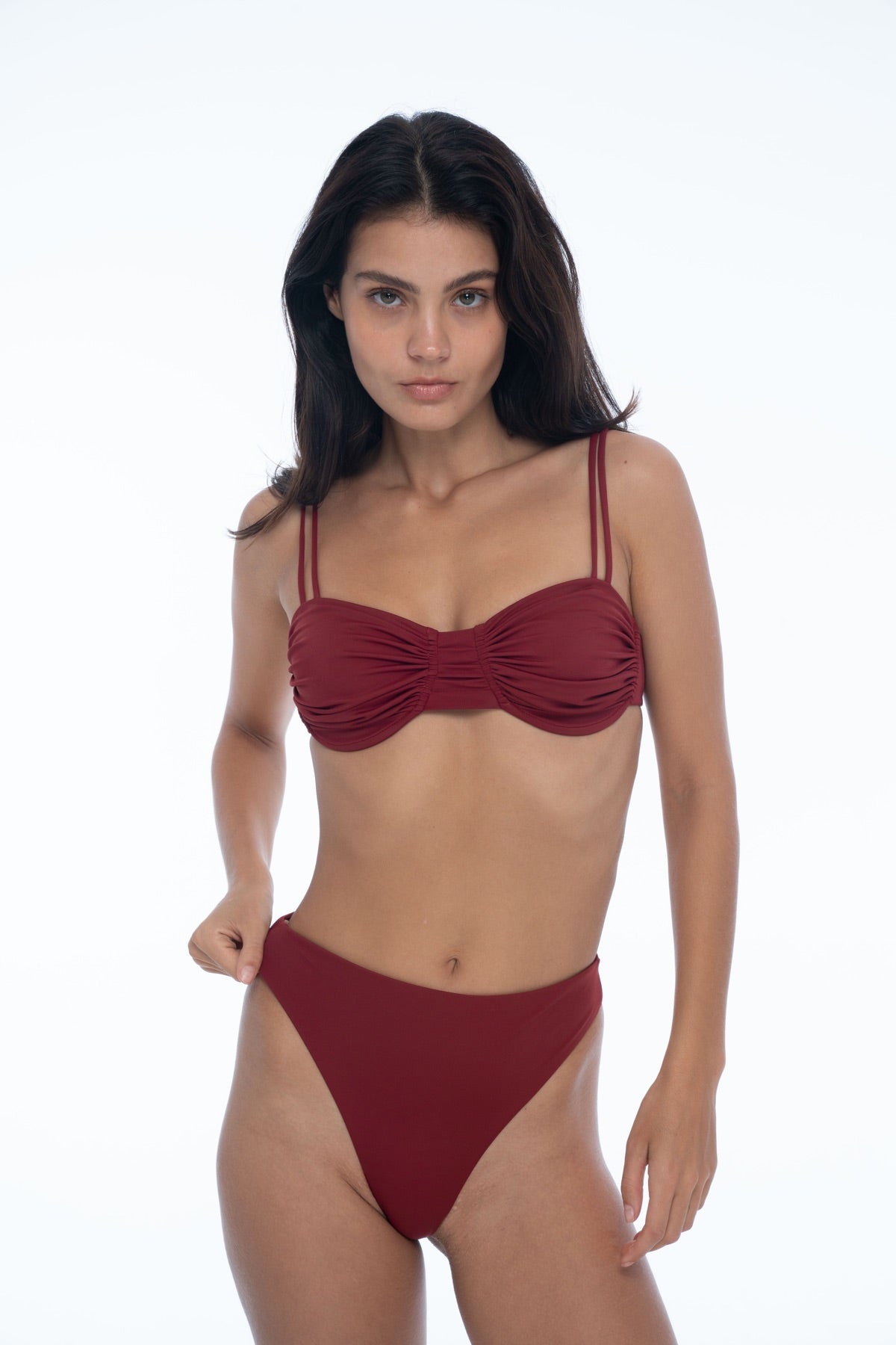 Zephyr Top Rouge - essenTIALS Bali